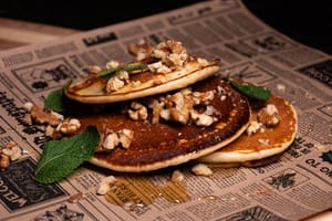 Pancakes cu miere și nuci