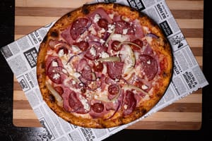 Pizza wild east (cu de toate)
